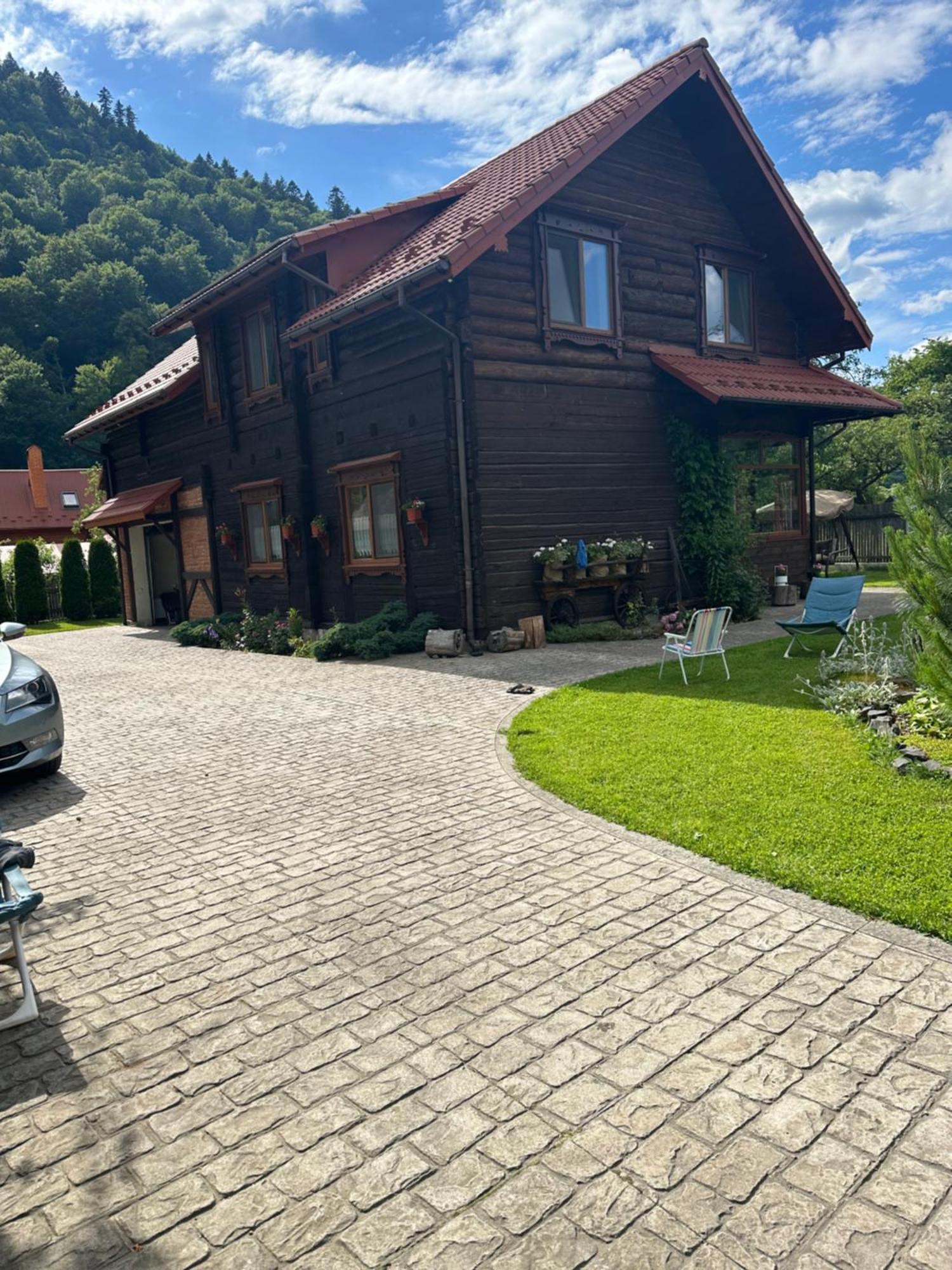Apartamento Знакова Хата Grebenov Exterior foto